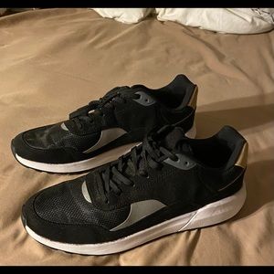 H&M men’s shoes Size.10